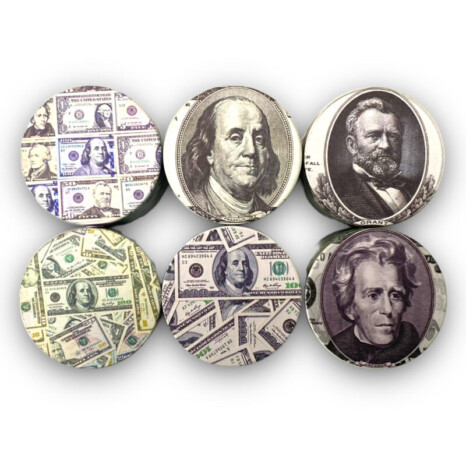 Grindery z podobiznami prezydentów USA i banknotami dolarowymi